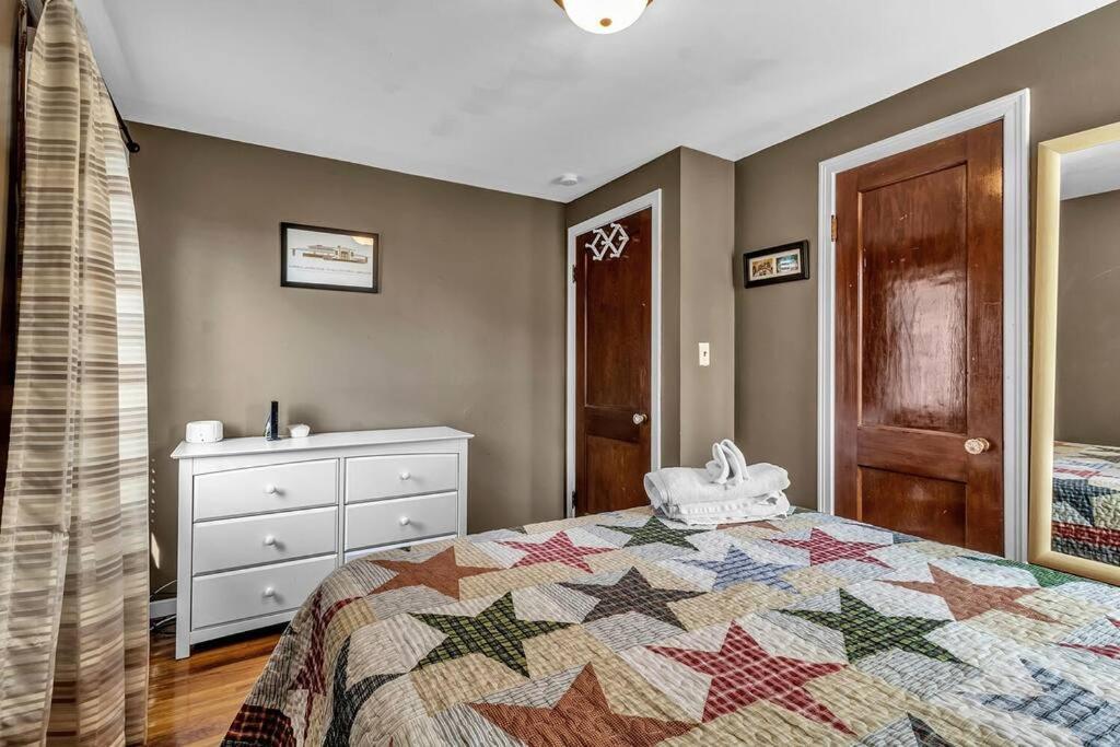Gorgeous 2 Queen Bedroom Apartment In North Buffalo With 70 Inch Tv 外观 照片